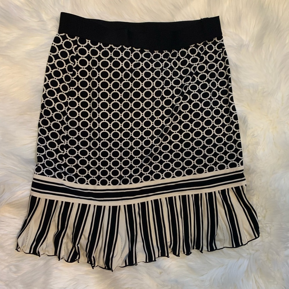 Max studio skirt